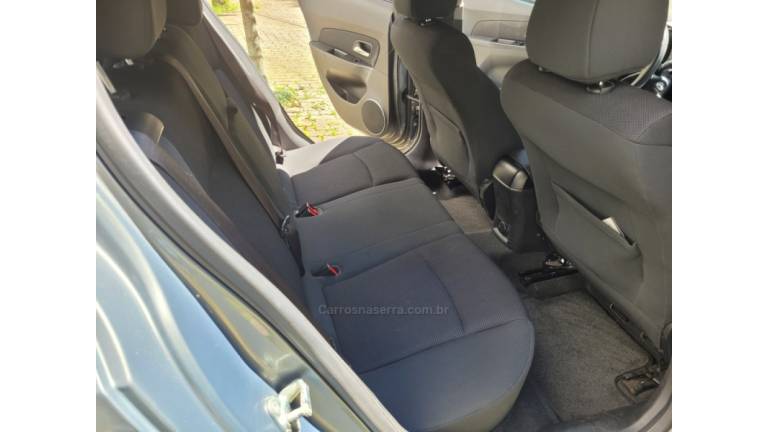 CHEVROLET - CRUZE - 2013/2013 - Cinza - R$ 57.000,00