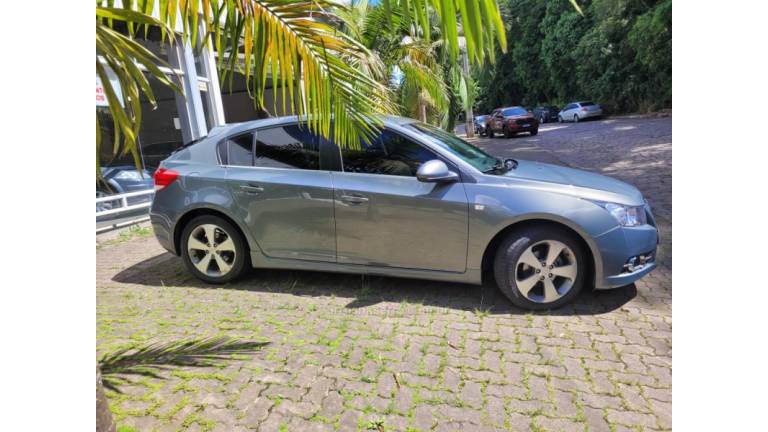 CHEVROLET - CRUZE - 2013/2013 - Cinza - R$ 59.000,00