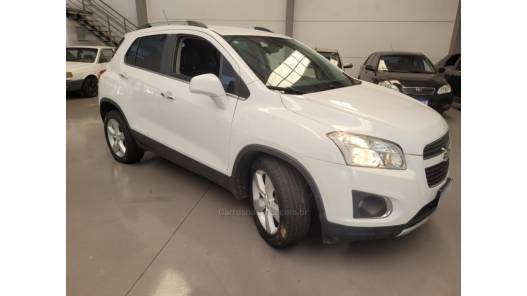 CHEVROLET - TRACKER - 2014/2014 - Branca - R$ 72.000,00