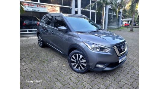 NISSAN - KICKS - 2017/2018 - Cinza - R$ 80.000,00