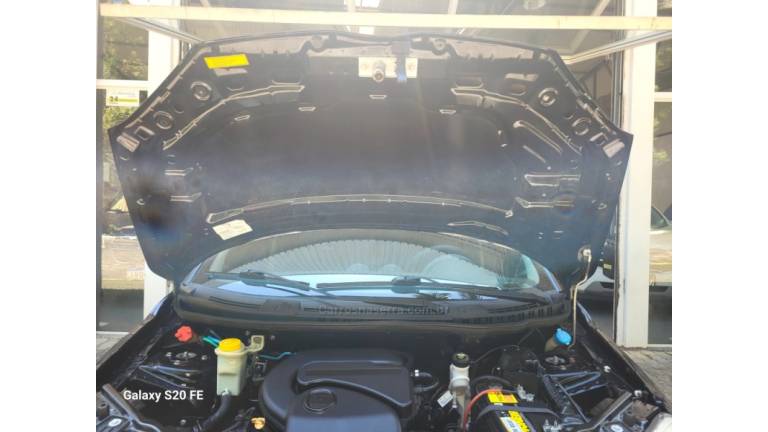 FIAT - UNO - 2015/2015 - Preta - R$ 32.000,00