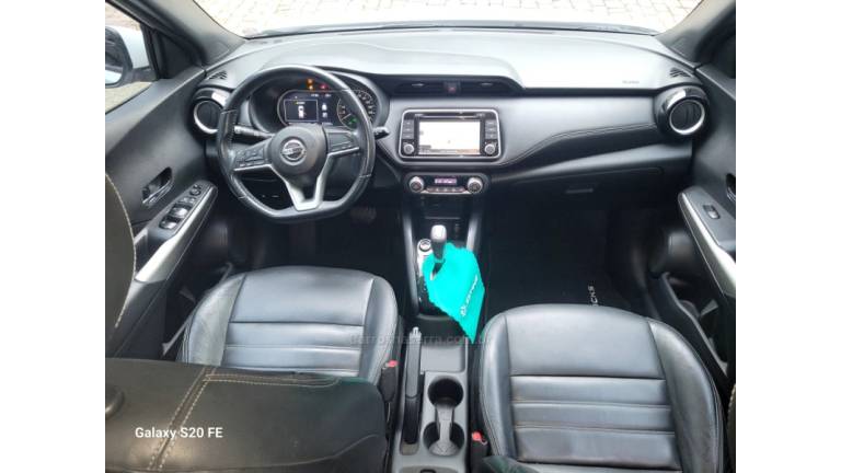 NISSAN - KICKS - 2018/2018 - Branca - R$ 82.000,00