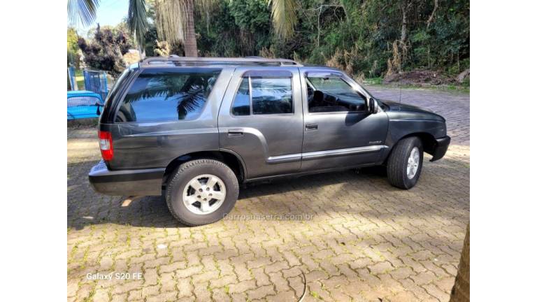 CHEVROLET - BLAZER - 2005/2005 - Cinza - R$ 38.000,00