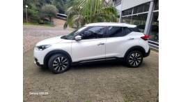 NISSAN - KICKS - 2018/2018 - Branca - R$ 82.000,00