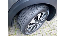 NISSAN - KICKS - 2017/2018 - Cinza - R$ 80.000,00