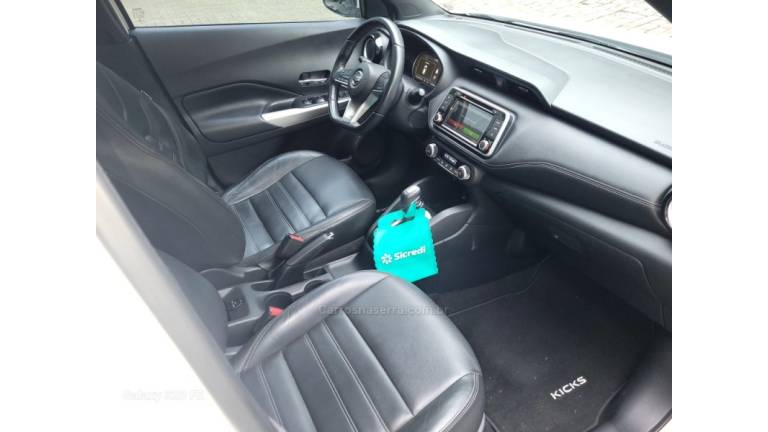 NISSAN - KICKS - 2018/2018 - Branca - R$ 82.000,00