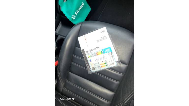 NISSAN - KICKS - 2018/2018 - Branca - R$ 82.000,00