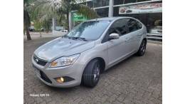 FORD - FOCUS - 2013/2013 - Prata - R$ 43.000,00