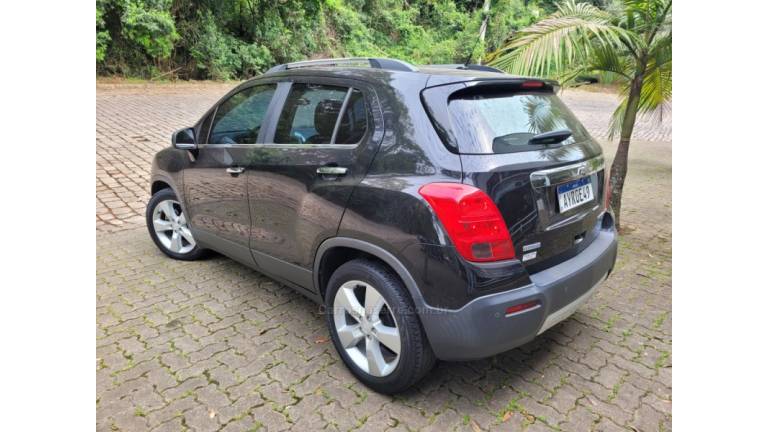 CHEVROLET - TRACKER - 2014/2014 - Preta - R$ 72.000,00