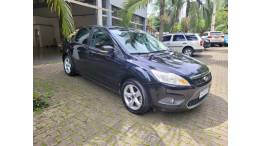 FORD - FOCUS - 2011/2012 - Preta - R$ 43.000,00