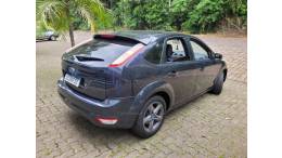 FORD - FOCUS - 2012/2013 - Preta - R$ 39.000,00