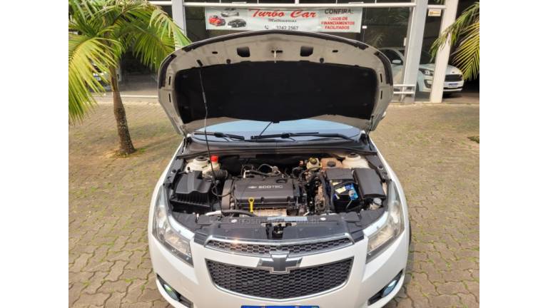 CHEVROLET - CRUZE - 2012/2012 - Branca - R$ 55.000,00