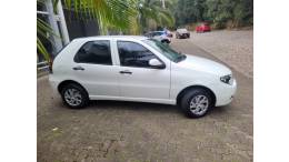 FIAT - PALIO - 2011/2012 - Branca - R$ 30.000,00