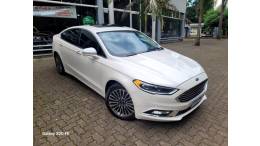 FORD - FUSION - 2018/2018 - Branca - R$ 112.000,00
