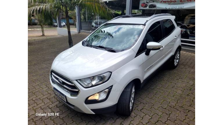 FORD - ECOSPORT - 2017/2018 - Branca - R$ 71.000,00