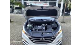 HYUNDAI - TUCSON - 2017/2018 - Branca - R$ 91.000,00