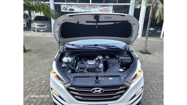 HYUNDAI - TUCSON - 2017/2018 - Branca - R$ 91.000,00