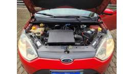 FORD - FIESTA - 2012/2012 - Vermelha - R$ 31.000,00