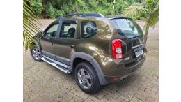 RENAULT - DUSTER - 2015/2015 - Verde - R$ 58.000,00