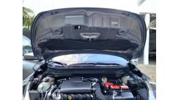 NISSAN - KICKS - 2017/2018 - Cinza - R$ 80.000,00