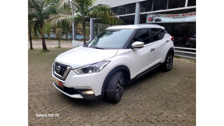 NISSAN - KICKS - 2018/2018 - Branca - R$ 82.000,00