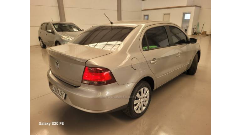 VOLKSWAGEN - VOYAGE - 2011/2011 - Cinza - R$ 33.000,00