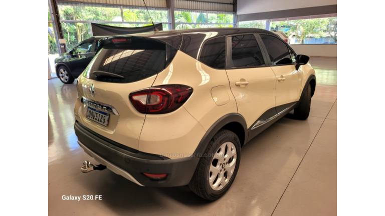 RENAULT - CAPTUR - 2019/2019 - Bege - R$ 73.000,00