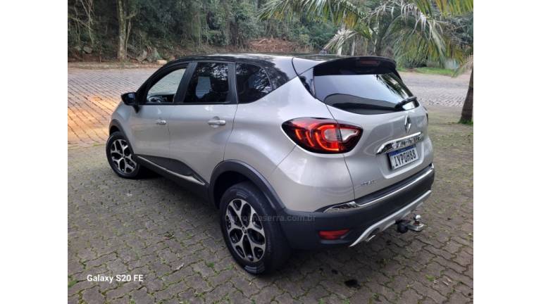 RENAULT - CAPTUR - 2018/2019 - Prata - R$ 73.000,00