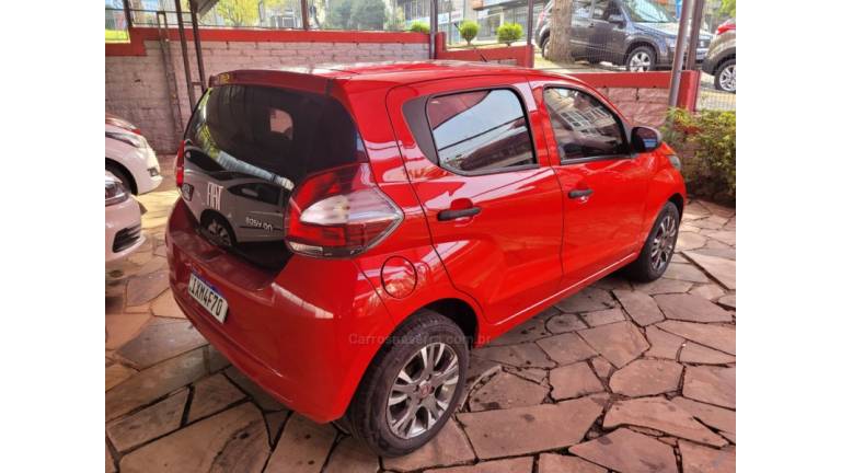 FIAT - MOBI - 2017/2017 - Vermelha - R$ 44.000,00