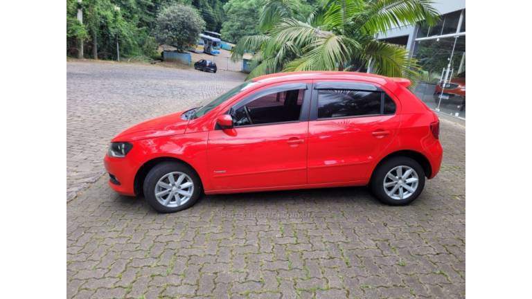 VOLKSWAGEN - GOL - 2013/2014 - Vermelha - R$ 38.000,00