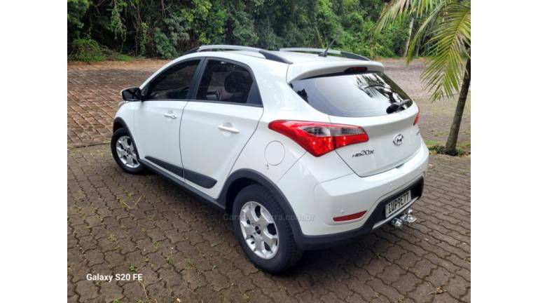 HYUNDAI - HB20X - 2014/2014 - Branca - R$ 54.000,00