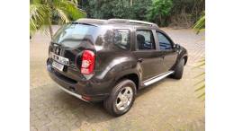 RENAULT - DUSTER - 2015/2015 - Preta - R$ 55.000,00