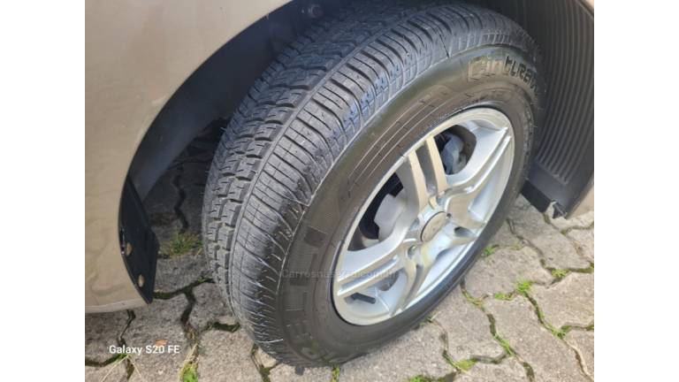 HYUNDAI - HB20 - 2017/2017 - Prata - R$ 48.000,00