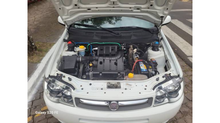 FIAT - PALIO - 2013/2013 - Branca - R$ 33.000,00
