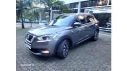 NISSAN - KICKS - 2017/2018 - Cinza - R$ 80.000,00