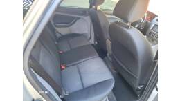 FORD - FOCUS - 2010/2011 - Prata - R$ 38.000,00
