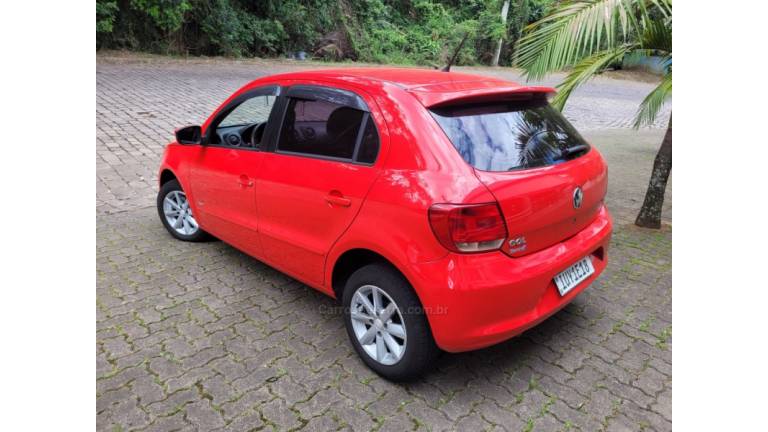 VOLKSWAGEN - GOL - 2013/2014 - Vermelha - R$ 38.000,00