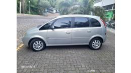 CHEVROLET - MERIVA - 2004/2004 - Bege - R$ 20.000,00