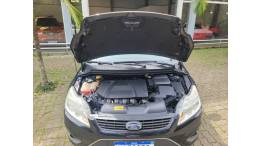 FORD - FOCUS - 2011/2012 - Preta - R$ 43.000,00