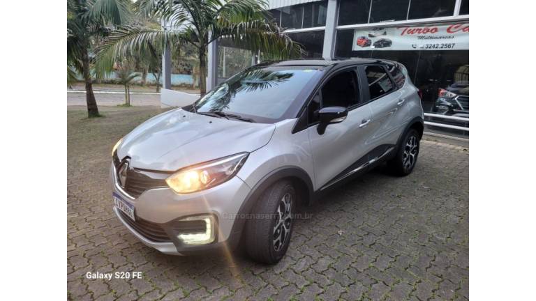 RENAULT - CAPTUR - 2018/2019 - Prata - R$ 73.000,00