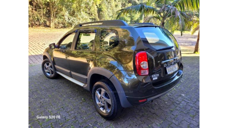 RENAULT - DUSTER - 2014/2015 - Verde - R$ 55.000,00