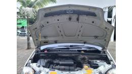 CHEVROLET - MERIVA - 2004/2004 - Bege - R$ 20.000,00