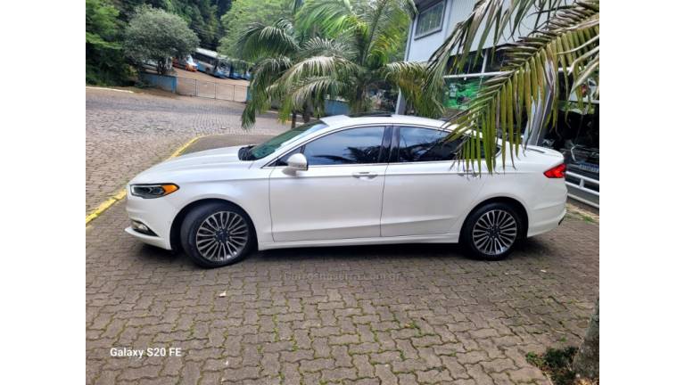 FORD - FUSION - 2018/2018 - Branca - R$ 112.000,00