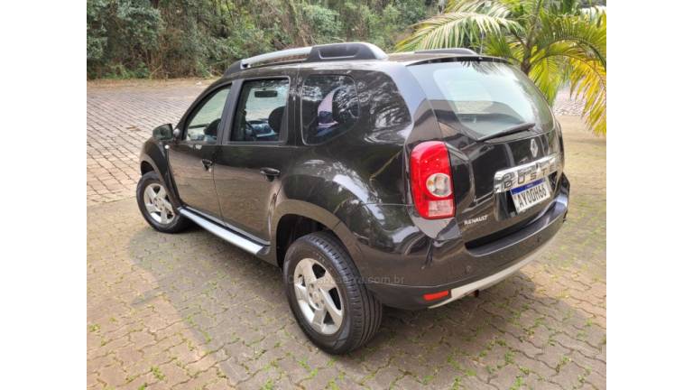 RENAULT - DUSTER - 2015/2015 - Preta - R$ 55.000,00