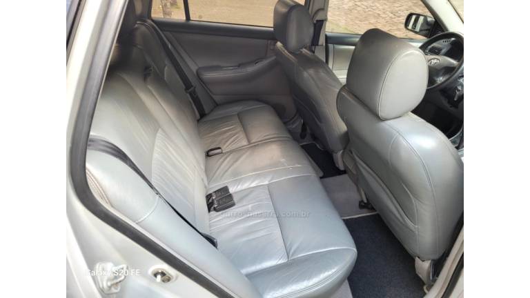 TOYOTA - FIELDER - 2006/2006 - Prata - R$ 40.000,00