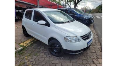 VOLKSWAGEN - FOX - 2009/2010 - Branca - Sob Consulta