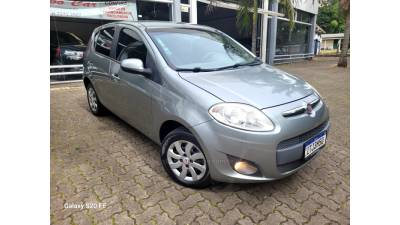 FIAT - PALIO - 2013/2013 - Cinza - R$ 38.000,00