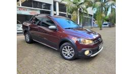 VOLKSWAGEN - SAVEIRO - 2014/2015 - Vermelha - R$ 72.000,00