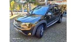 RENAULT - DUSTER - 2014/2015 - Verde - R$ 55.000,00
