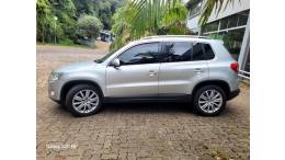 VOLKSWAGEN - TIGUAN - 2011/2011 - Prata - R$ 42.000,00